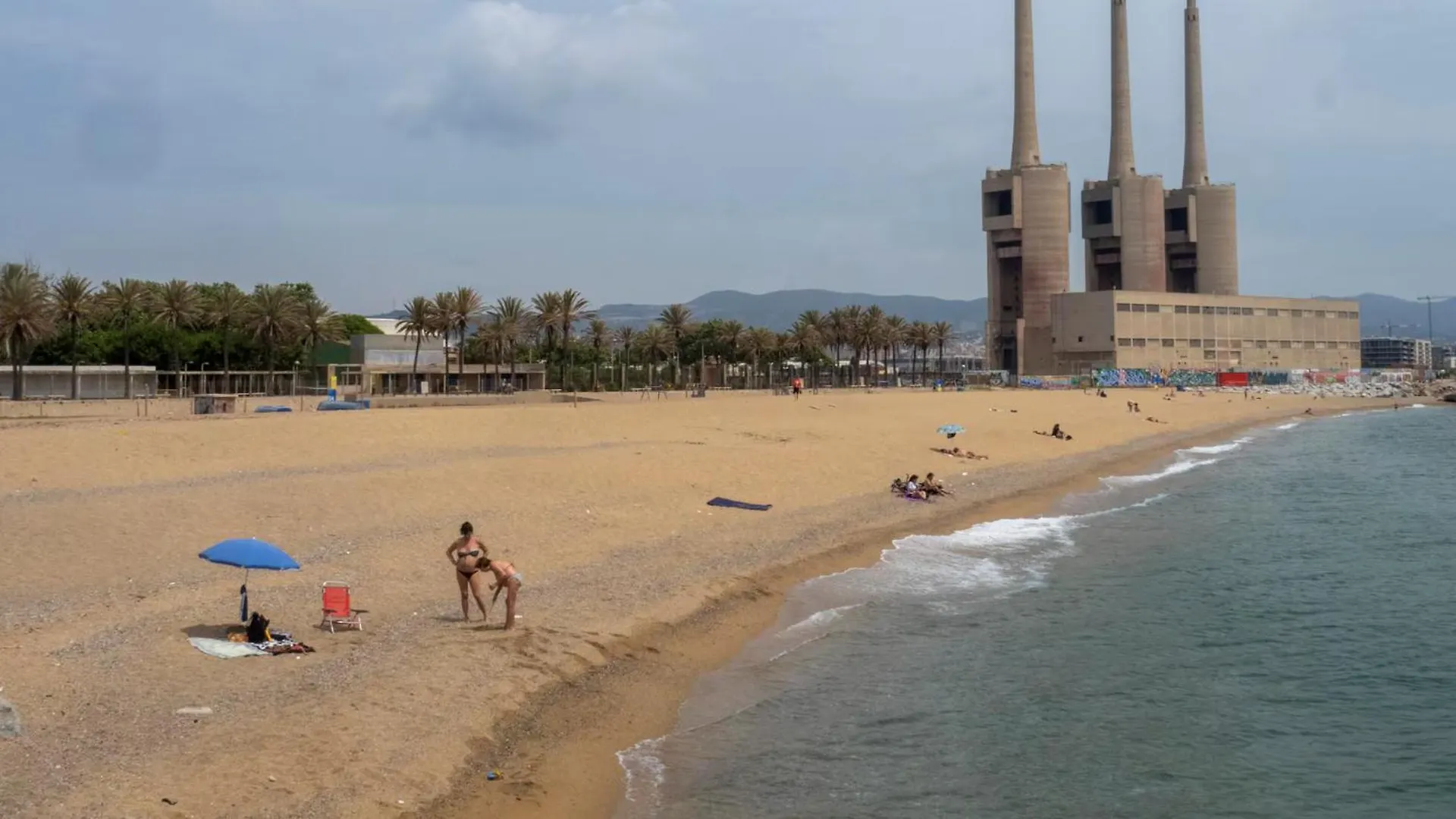 Barcelona Studios With Private Kitchen, Toilet & Shower 20Min From The Center 5Min To The Beach Sant Adria de Besos Spain