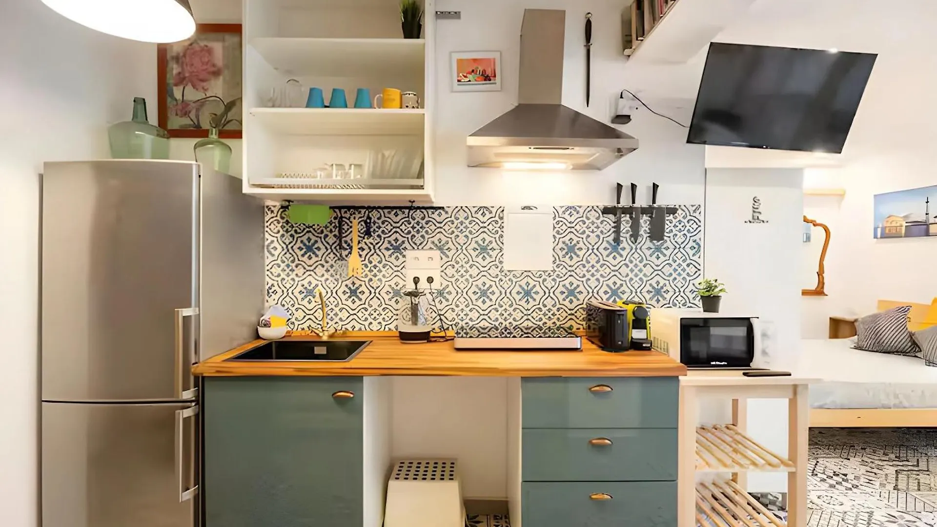 Apartment Barcelona Studios With Private Kitchen, Toilet & Shower 20Min From The Center 5Min To The Beach Sant Adria de Besos