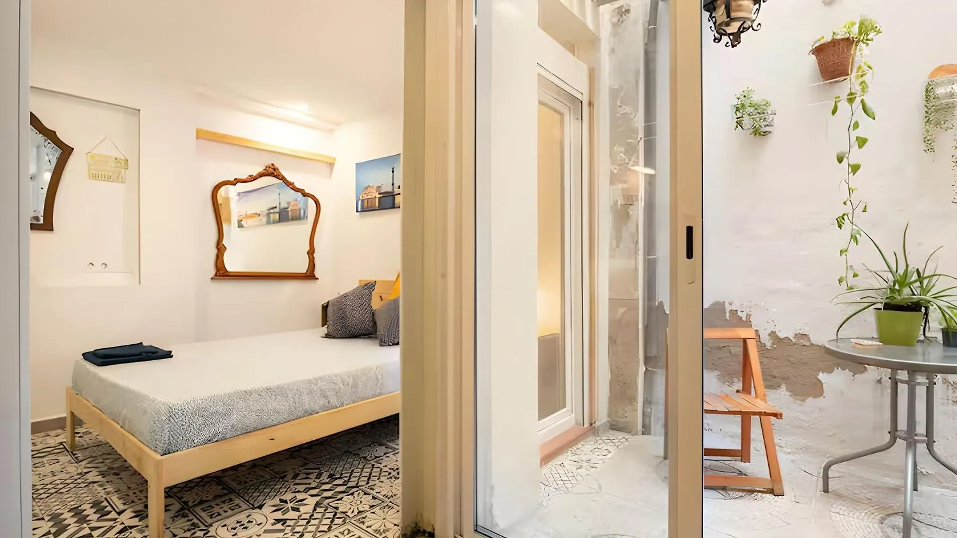 Barcelona Studios With Private Kitchen, Toilet & Shower 20Min From The Center 5Min To The Beach Sant Adria de Besos