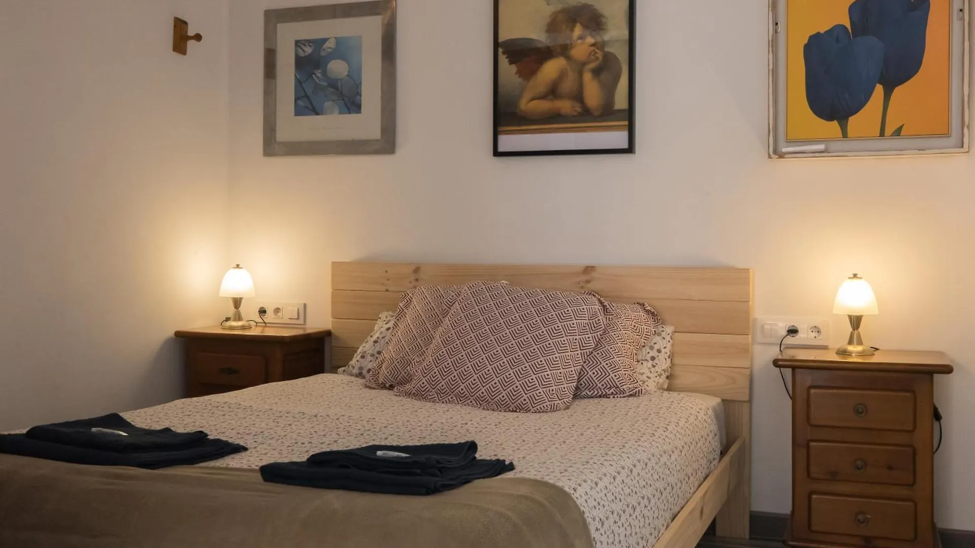 Barcelona Studios With Private Kitchen, Toilet & Shower 20Min From The Center 5Min To The Beach Sant Adria de Besos 0*,