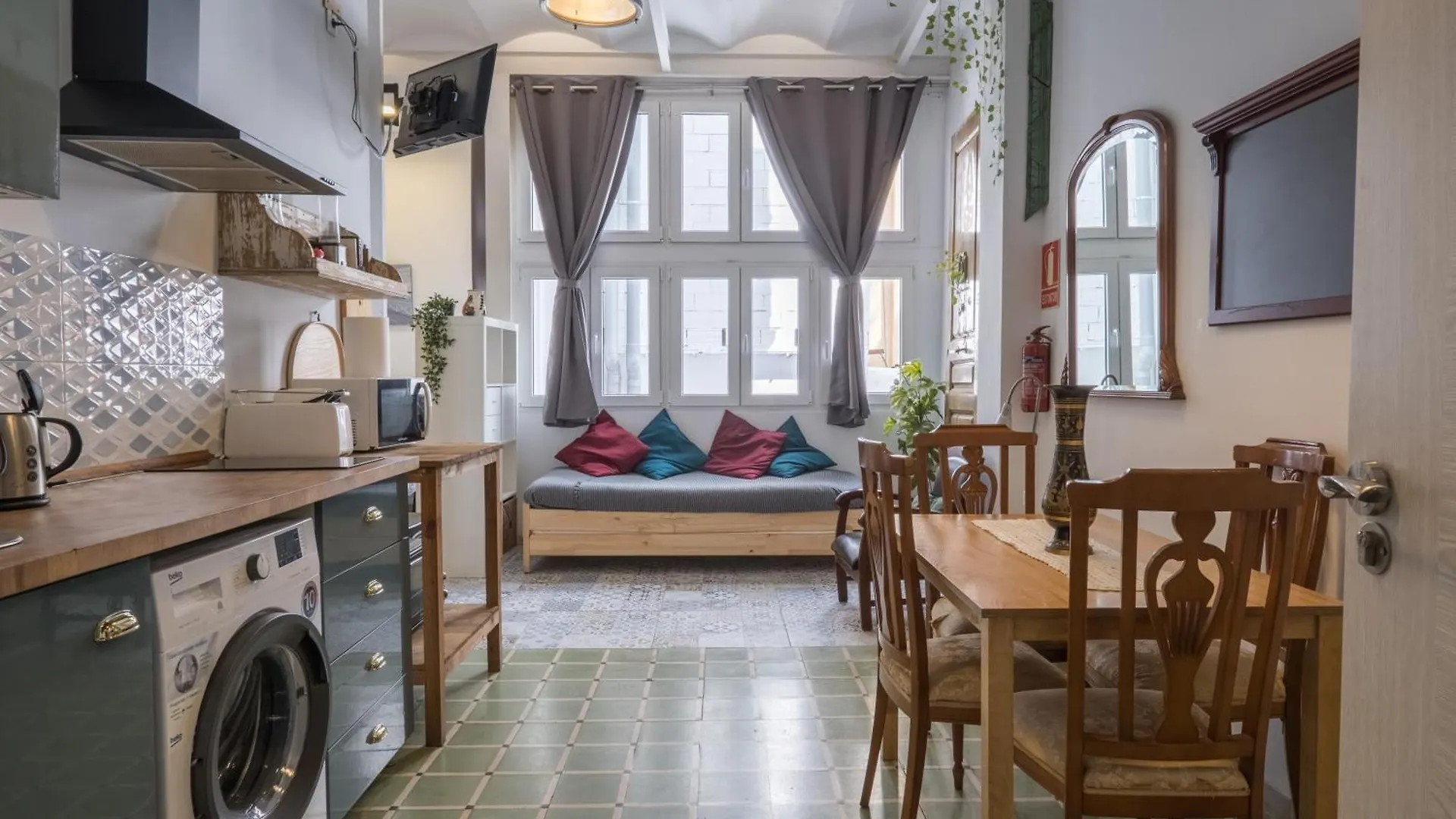 Barcelona Studios With Private Kitchen, Toilet & Shower 20Min From The Center 5Min To The Beach Sant Adria de Besos 0*,  Spain